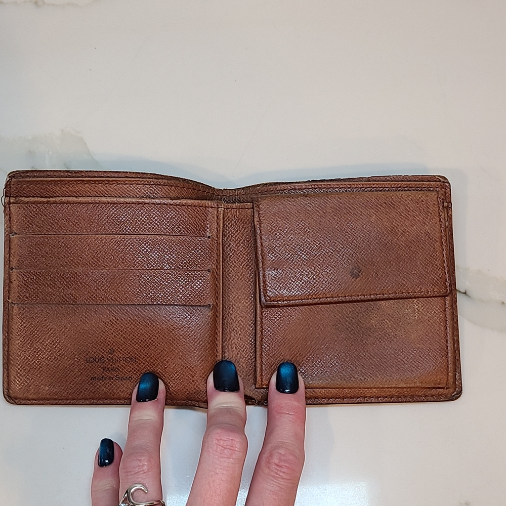 Louis Vuitton Brown and Gold Monogram Wallet Bifold With Coin Purse - Picture 3 of 12